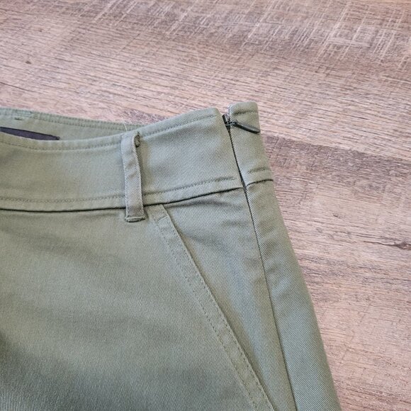 BANANA REPUBLIC | Utility Skirt | Sz. 8 - Picture 3 of 6